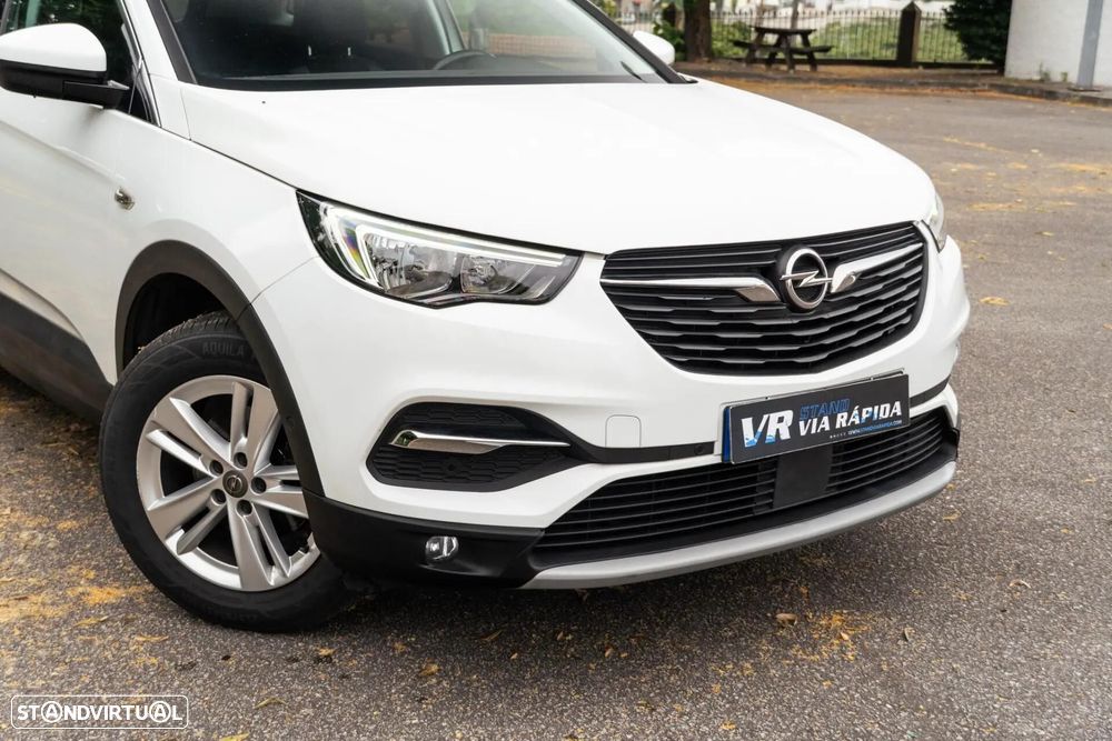 Opel Grandland X 1.2 T Business Edition - 29