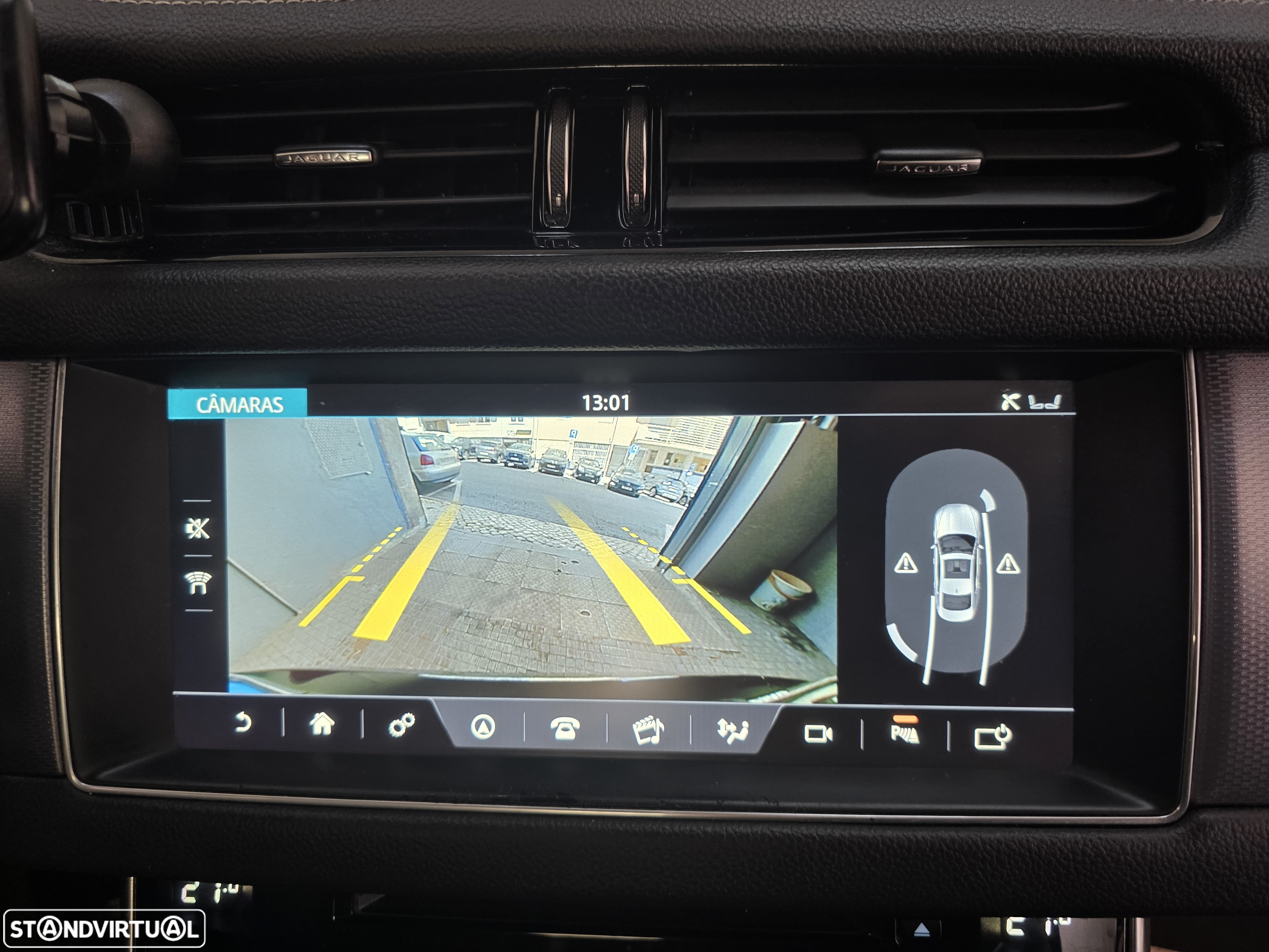 Jaguar XF 2.0 D R-Sport Aut. - 23