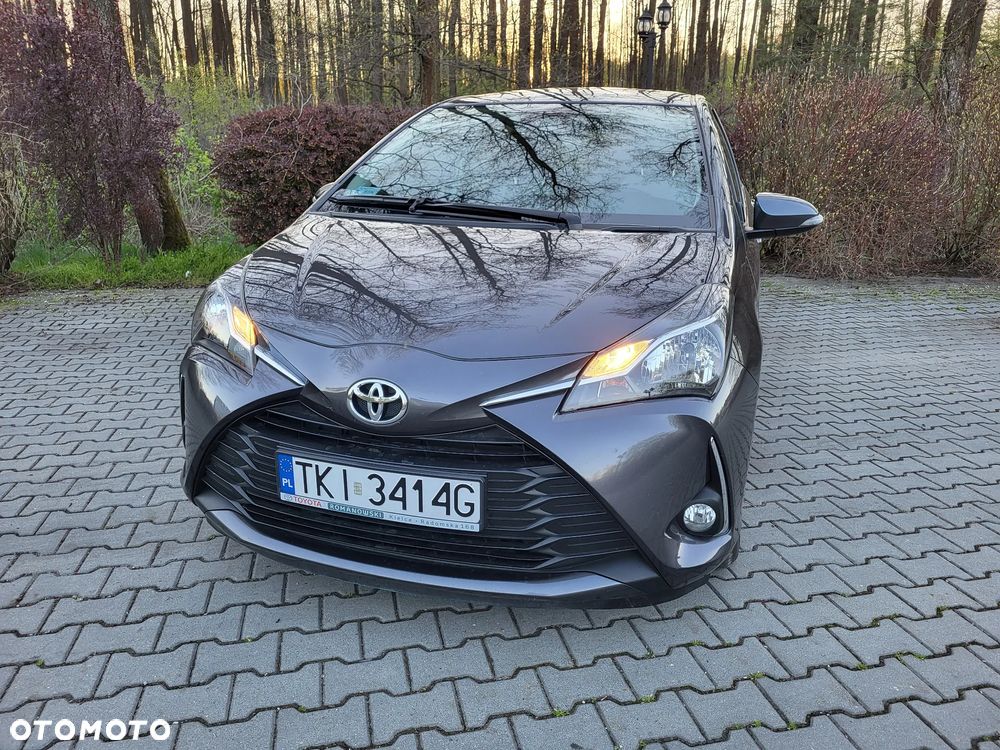Toyota Yaris 1.5 Premium CVT - 6