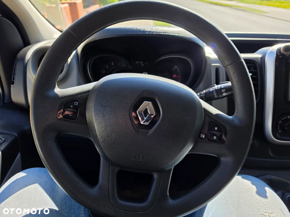 Renault Trafic - 19