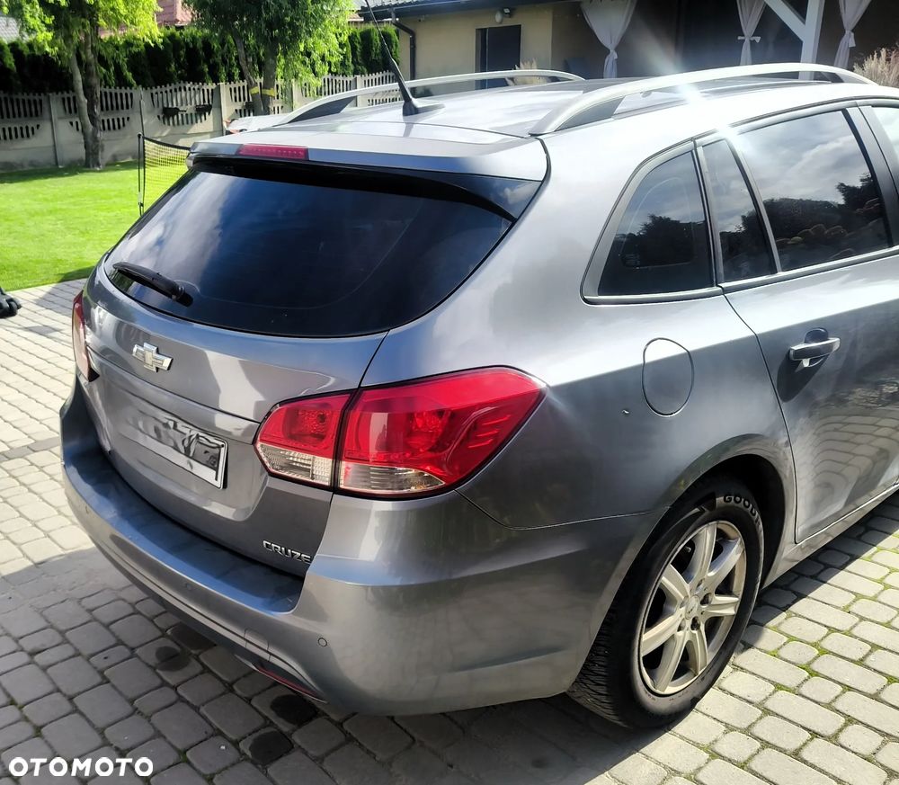 Chevrolet Cruze 1.7 D LT+ - 12