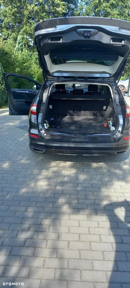 Ford Mondeo ver-2-0-tdci-start--stopp-powershift--aut-titanium - 12