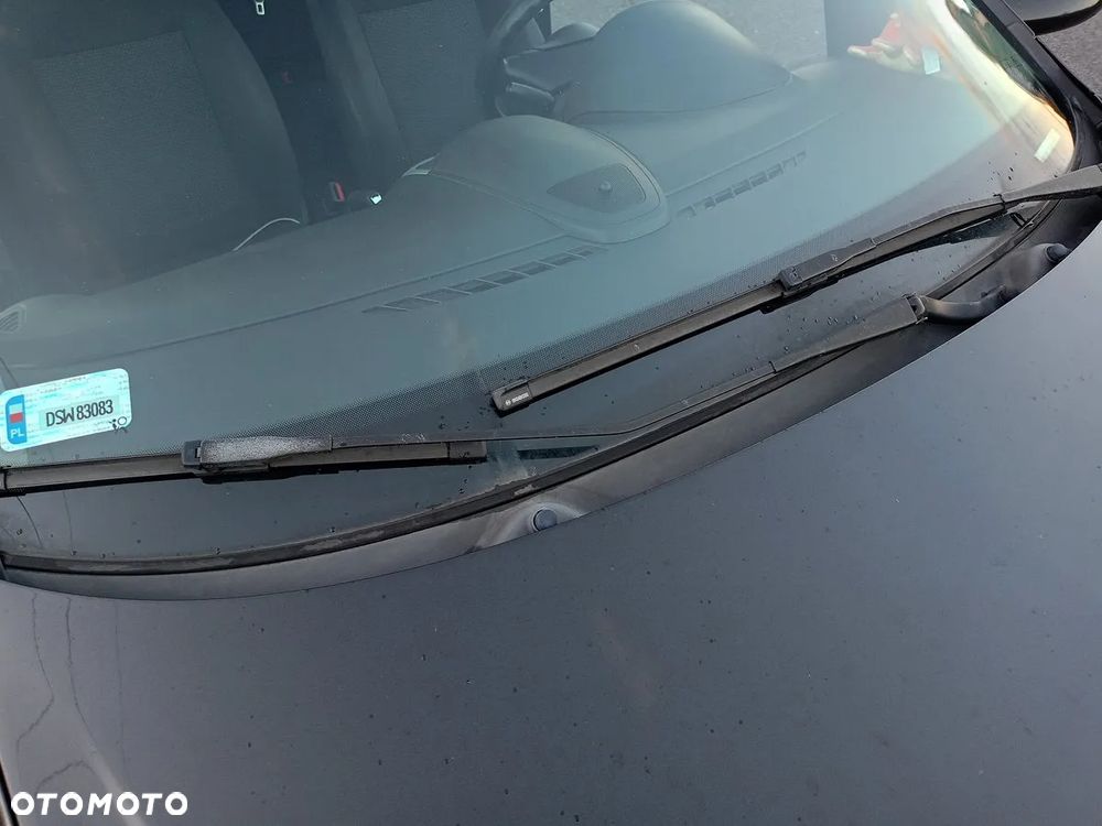 Opel Corsa 1.2 16V Enjoy - 30