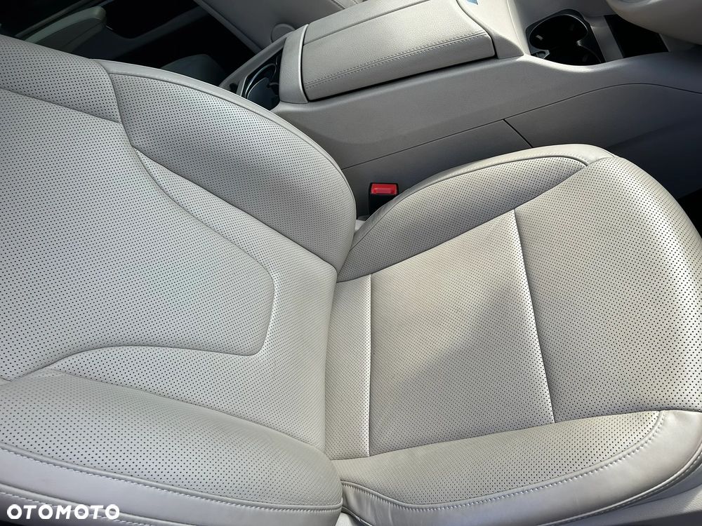 Mercedes-Benz Klasa V 250 (BlueTEC) d Avantgarde 7G-Tronic - 28