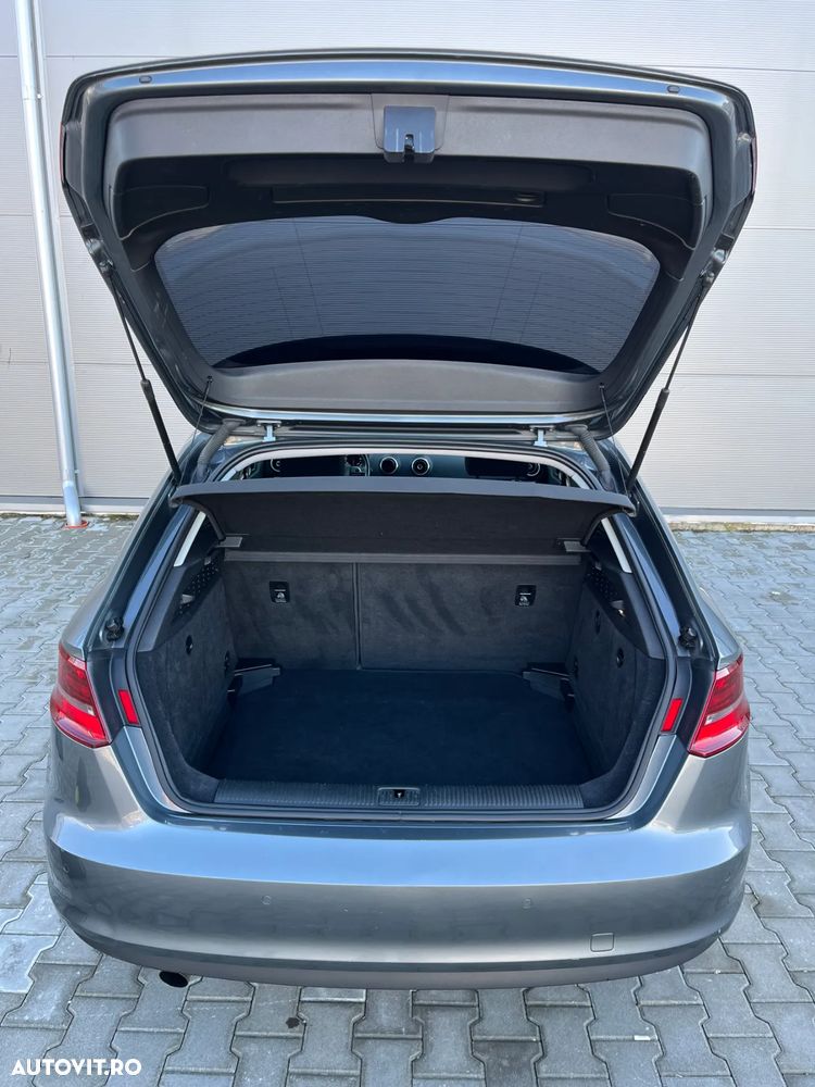 Audi A3 1.6 TDI clean Stronic Ambition - 11