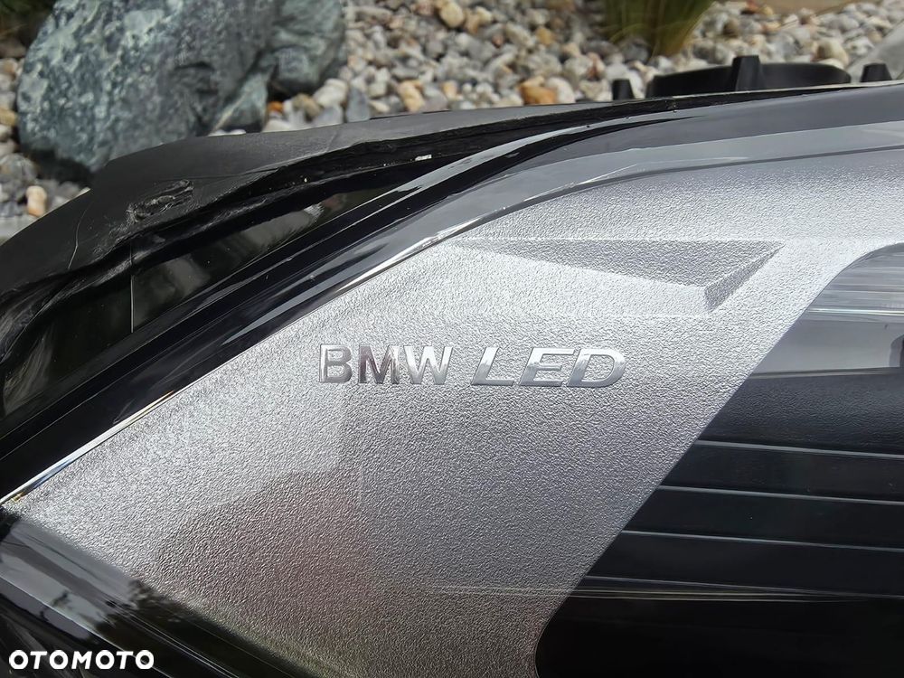 BMW X1 F48 LIFT LCI Lampa prawa przód Full Led Adaptive 5A01178-03 - 6