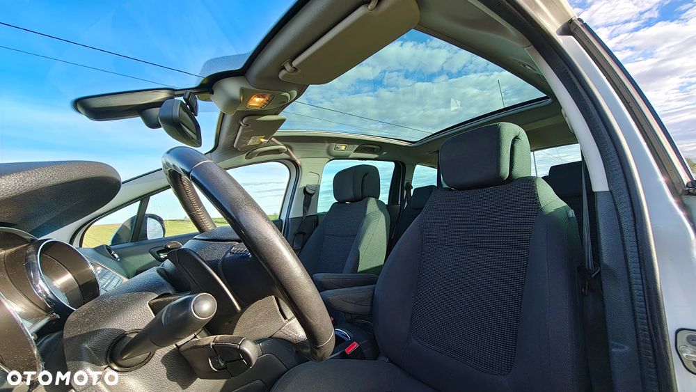 Peugeot 5008 - 11