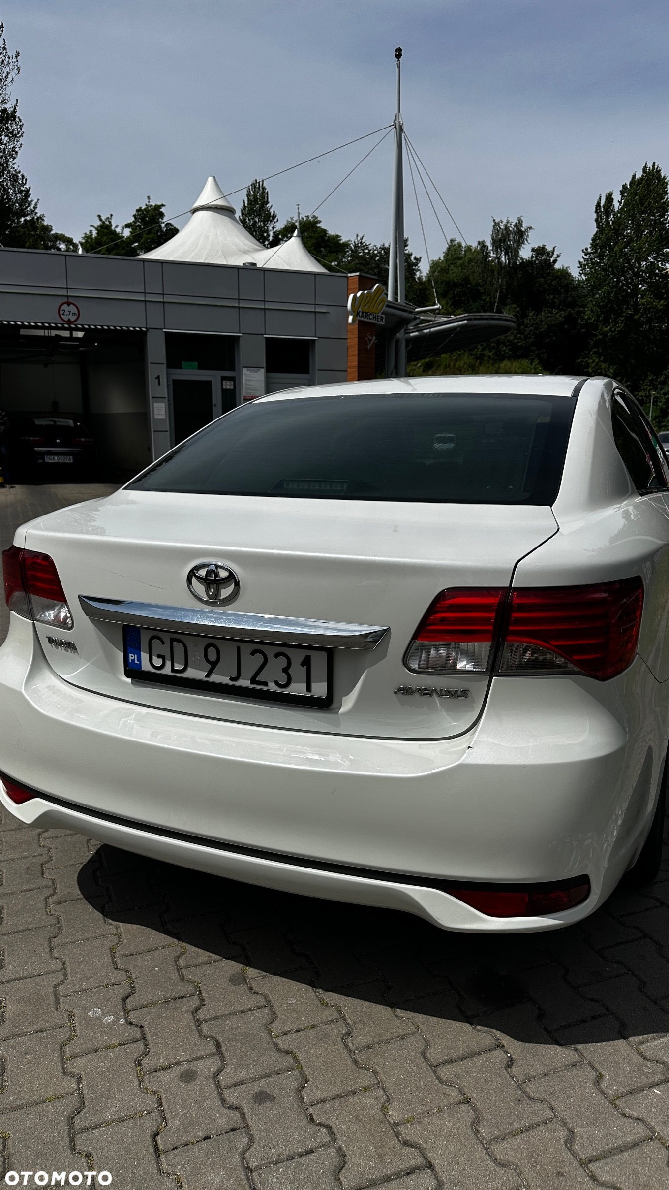 Toyota Avensis 1.8 Premium MS - 10
