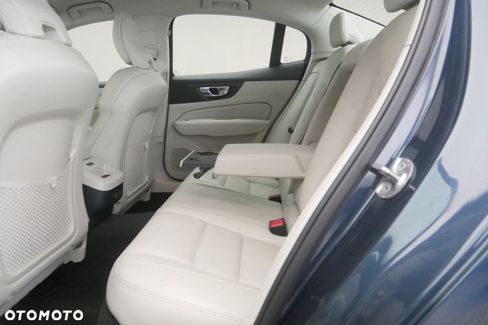 Volvo S60 - 15