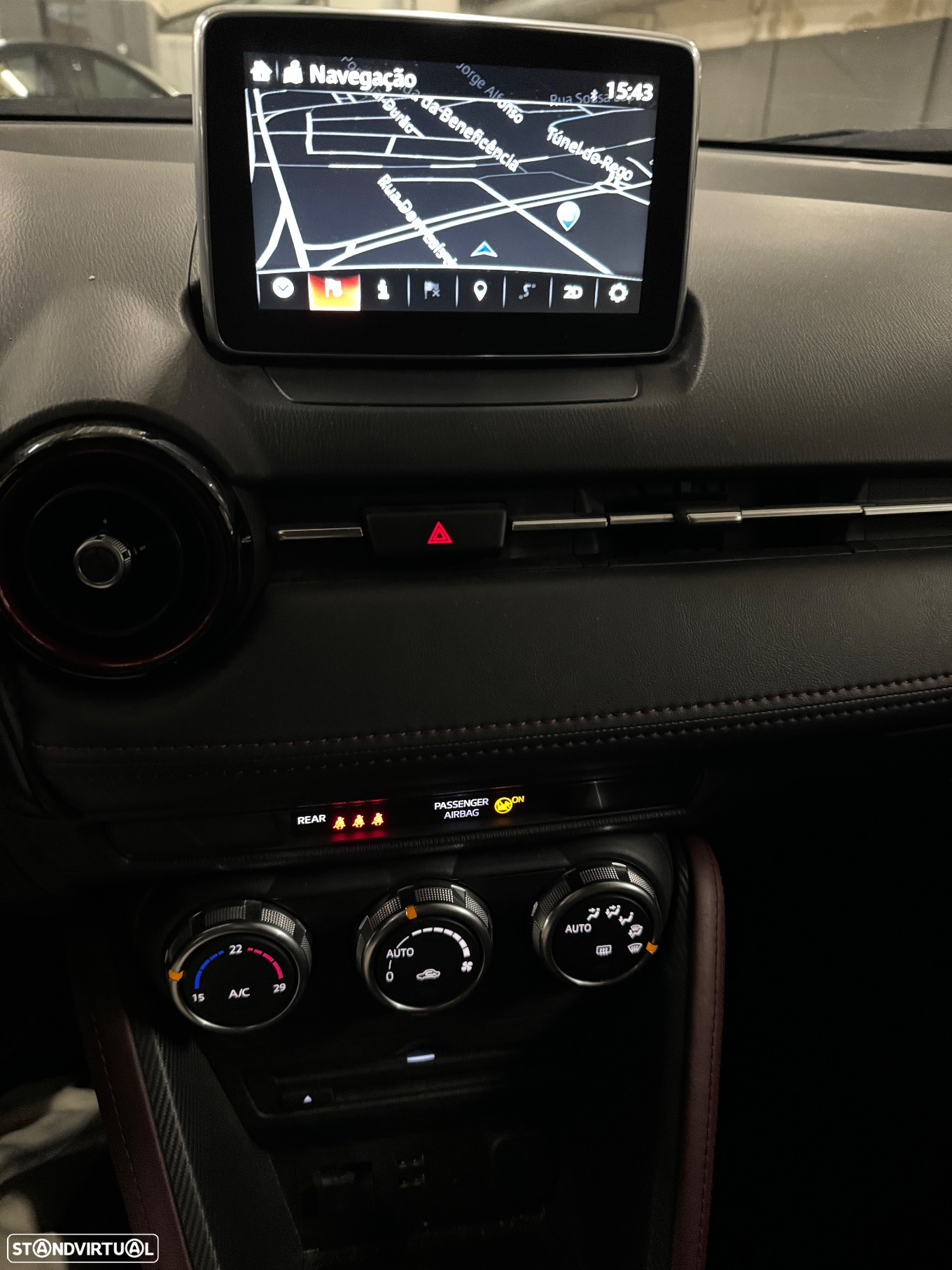 Nissan Leaf N-Connecta Two Tone - 33