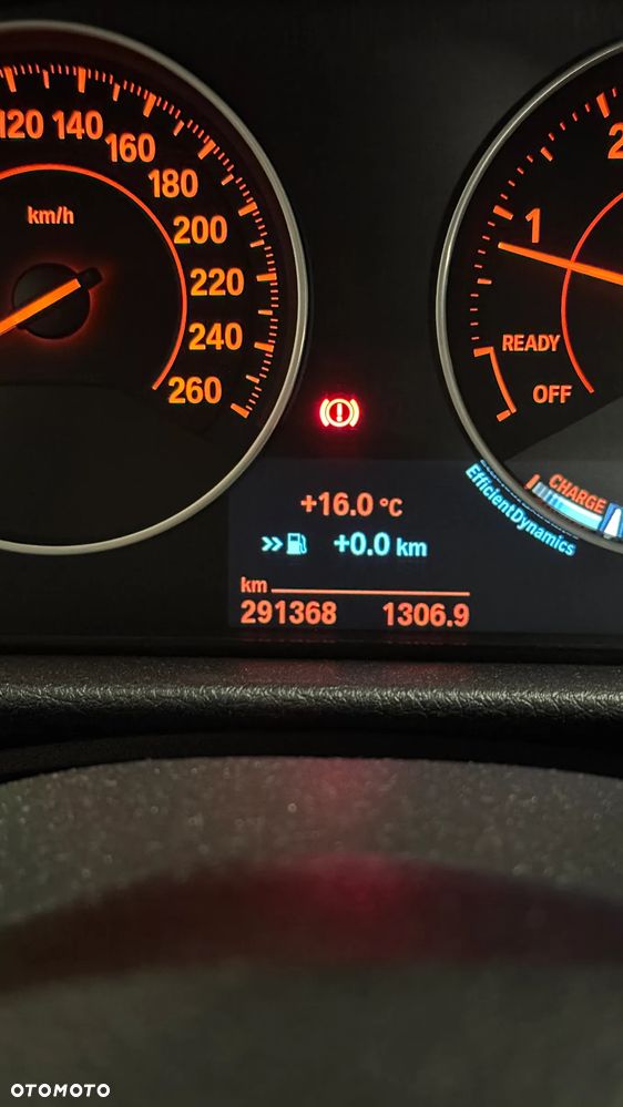 BMW Seria 3 320d Efficient Dynamic Edition Sport Line - 37