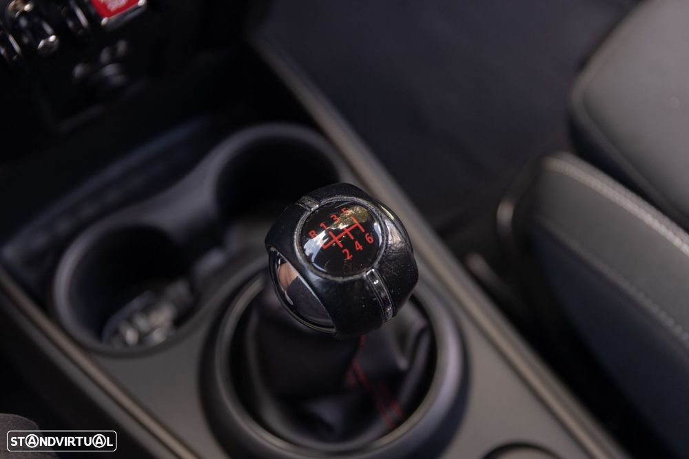MINI Countryman One D - 24