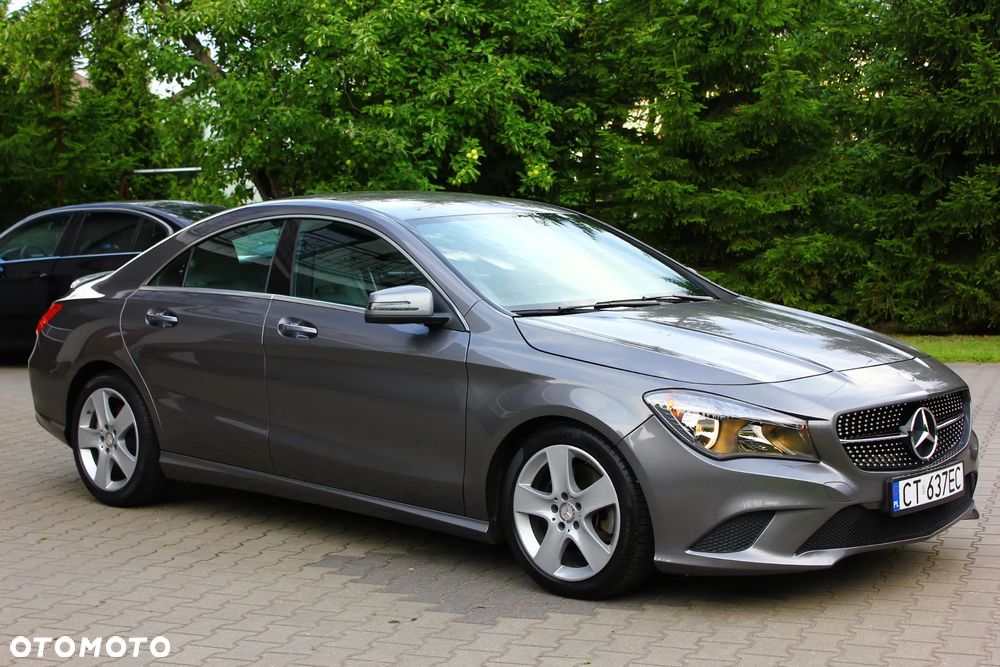 Mercedes-Benz CLA 250 4Matic 7G-DCT - 20