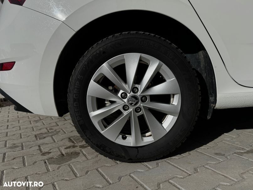 Skoda Scala 1.0 TSI Style - 4