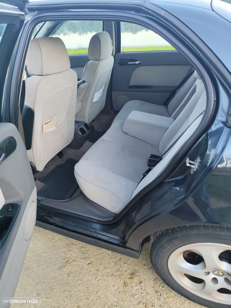 Alfa Romeo 156 1.6 TS Progression - 8