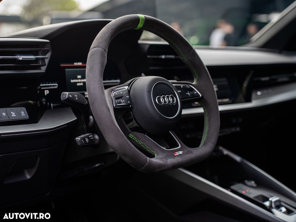 Audi RS3 TFSI quattro S tronic - 23