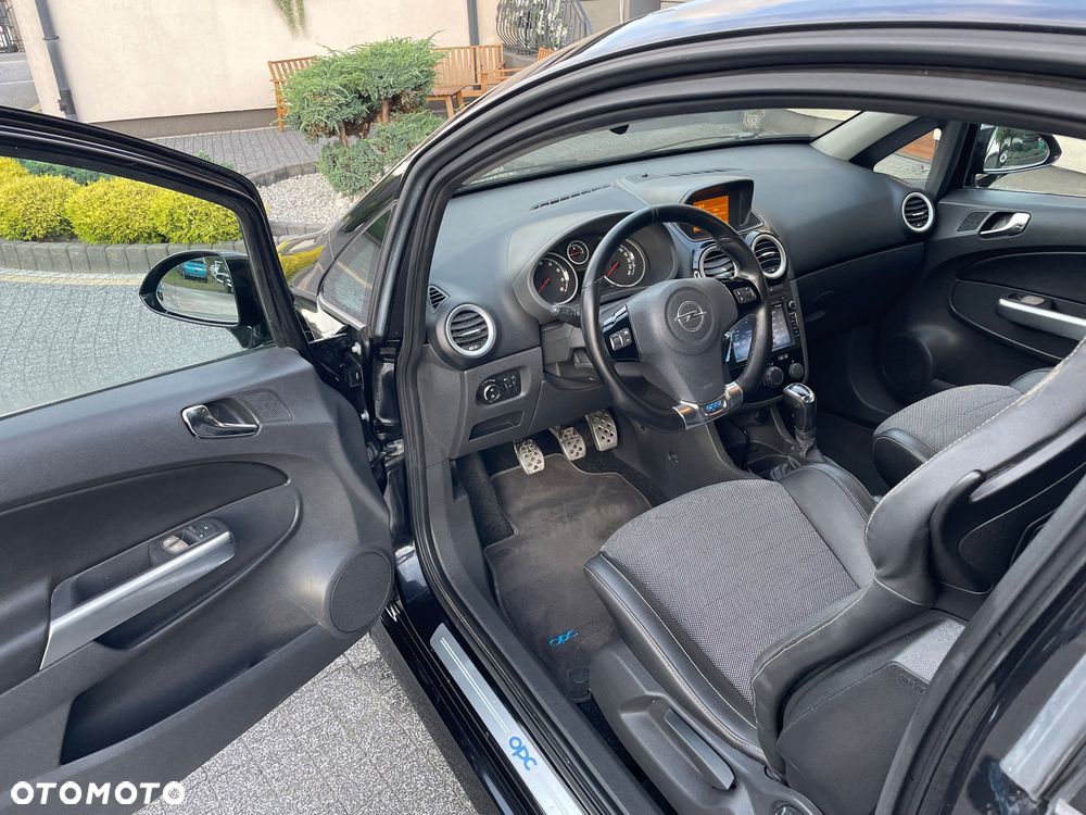 Opel Corsa 1.6 Turbo OPC - 31