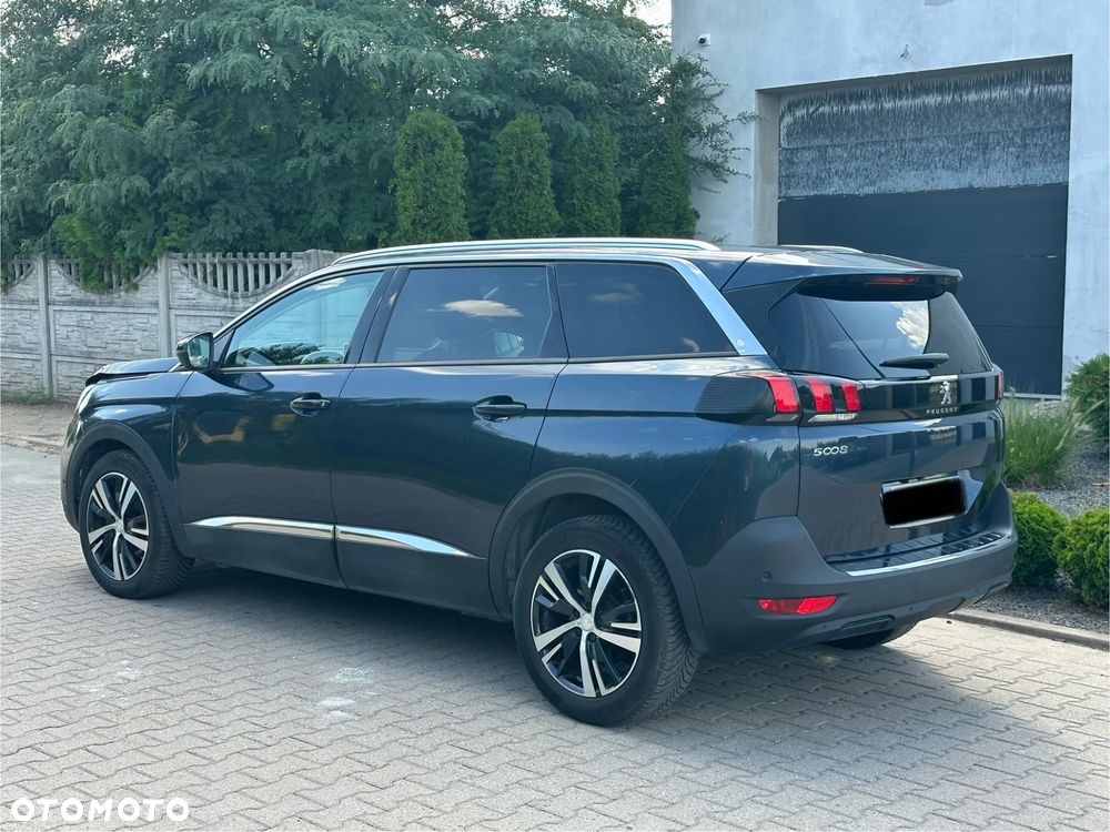 Peugeot 5008 1.6 PureTech Allure S&S EAT8 - 1