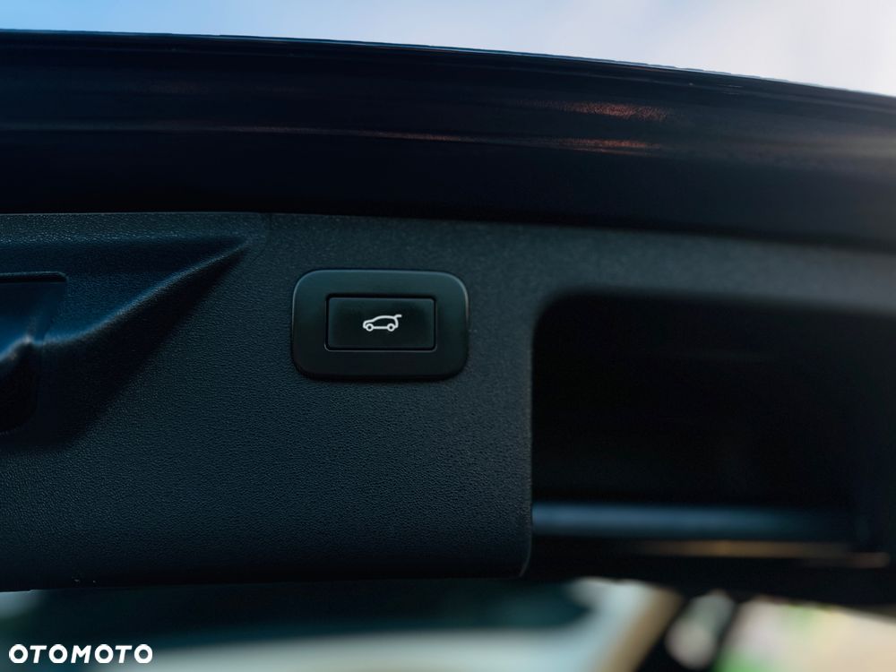 Land Rover Discovery Sport D165 Dynamic S - 39