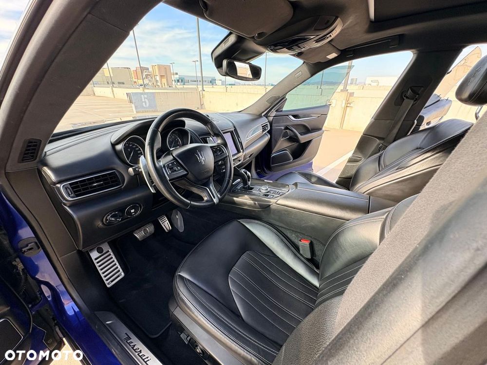 Maserati Levante Q4 - 13