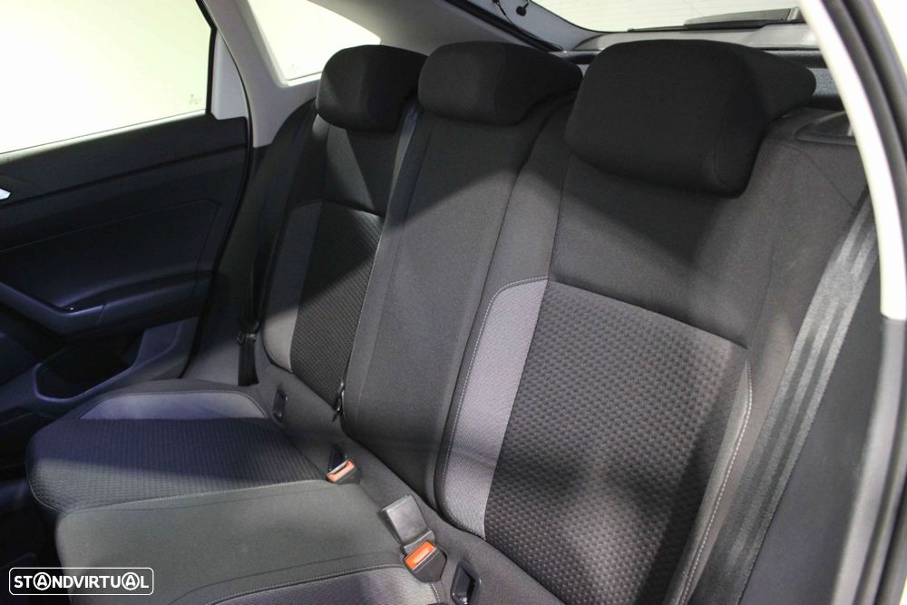 VW Taigo 1.0 TSI Life DSG - 17