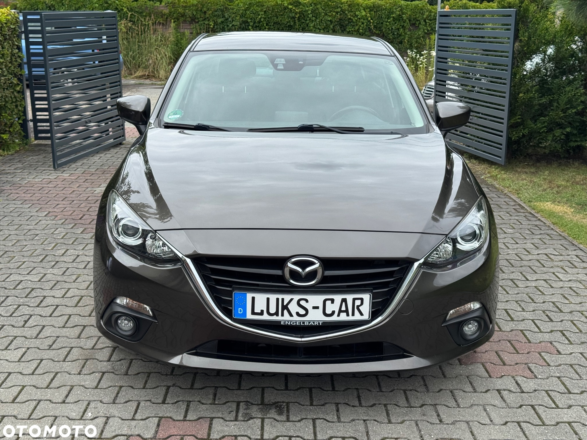 Mazda 3 SKYACTIV-G 120 Signature+ - 9