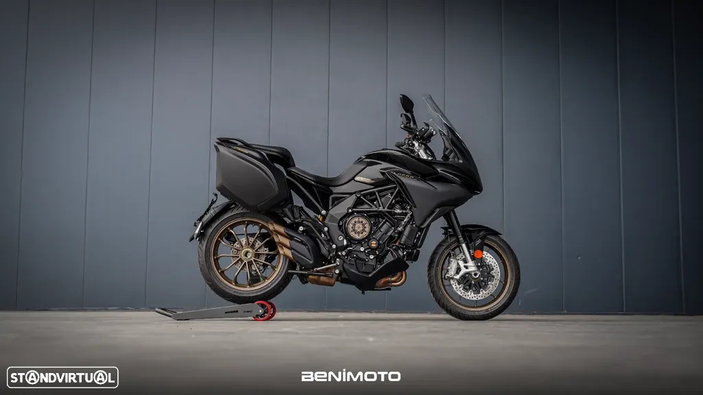 MV Agusta Turismo Veloce Lusso SCS - 2