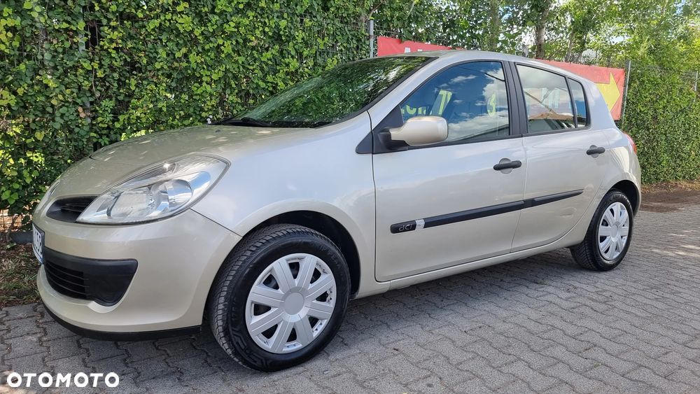 Renault Clio 1.5 dCi Extreme - 17