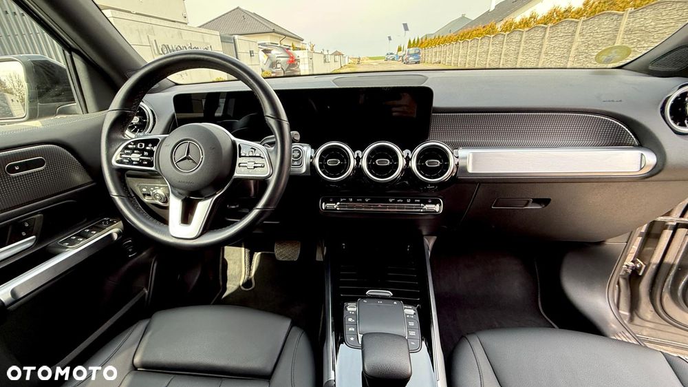 Mercedes-Benz GLB 180 d Edition 1 8G-DCT - 12