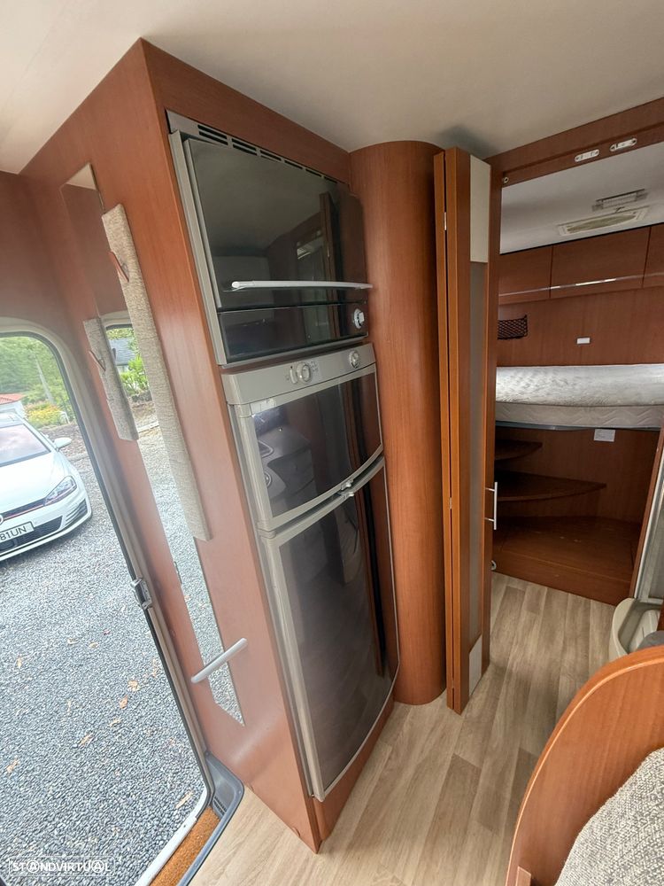 Chausson Welcome Welcome 88 cama transversal em suite - 14