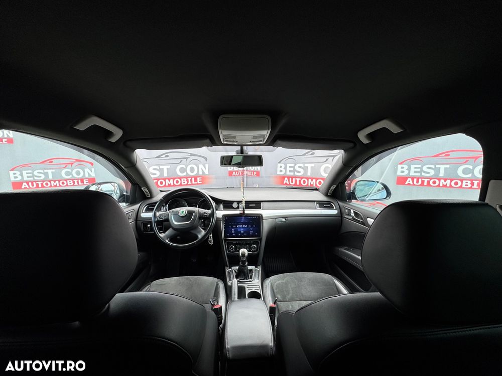 Skoda Superb 2.0 TDI Elegance - 8