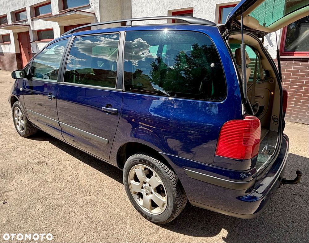 Volkswagen Sharan 2.8 V6 Highline 4Mot - 5