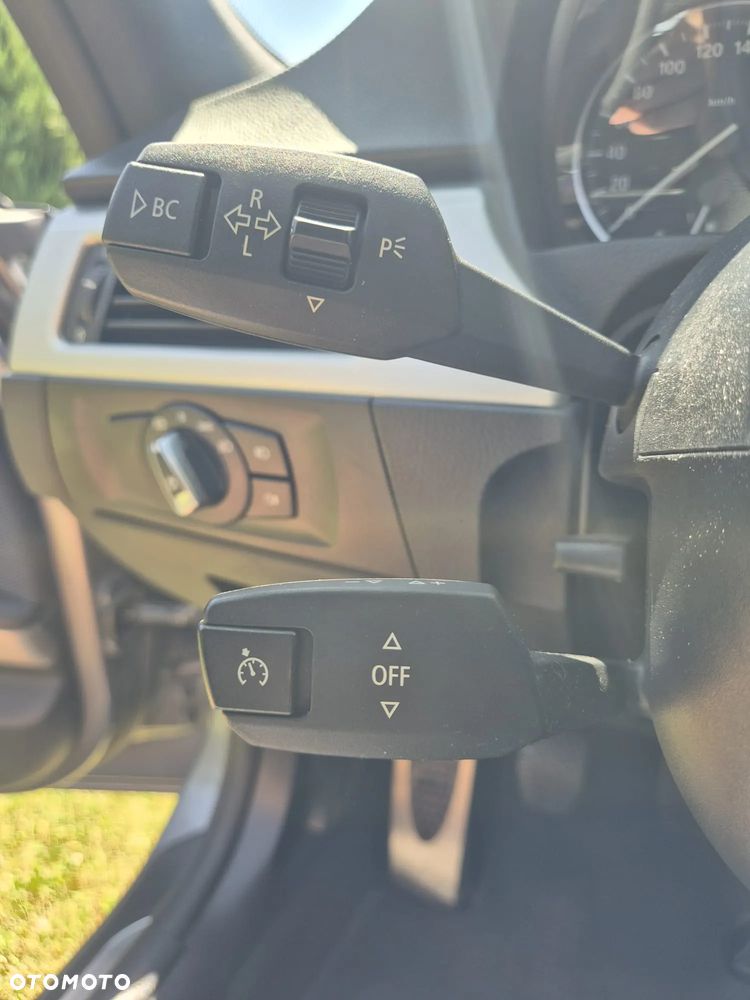 BMW Seria 3 318d - 19