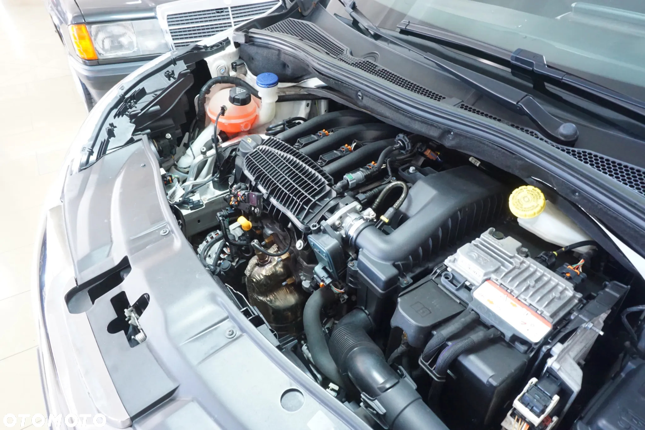 Peugeot 2008 82 e-VTI ETG5 Active - 9