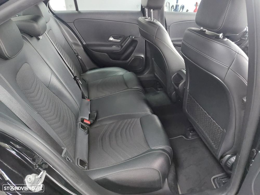 Mercedes-Benz A 180 Limousine d Style Aut. - 50