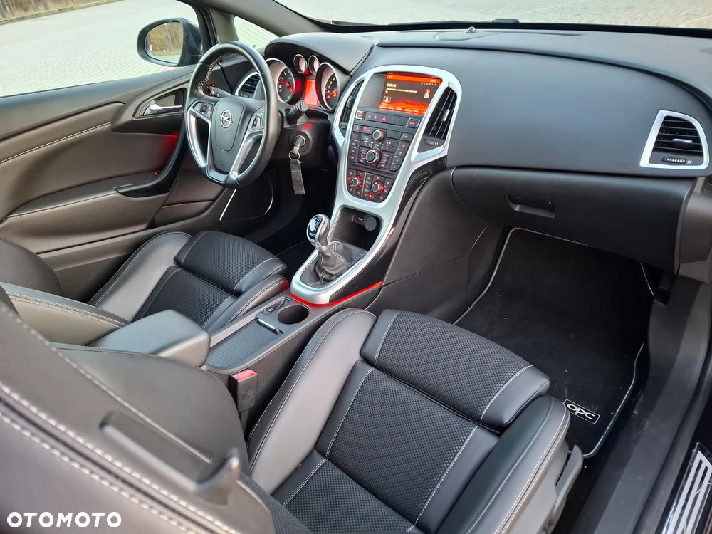 Opel Astra OPC Start/Stop - 22