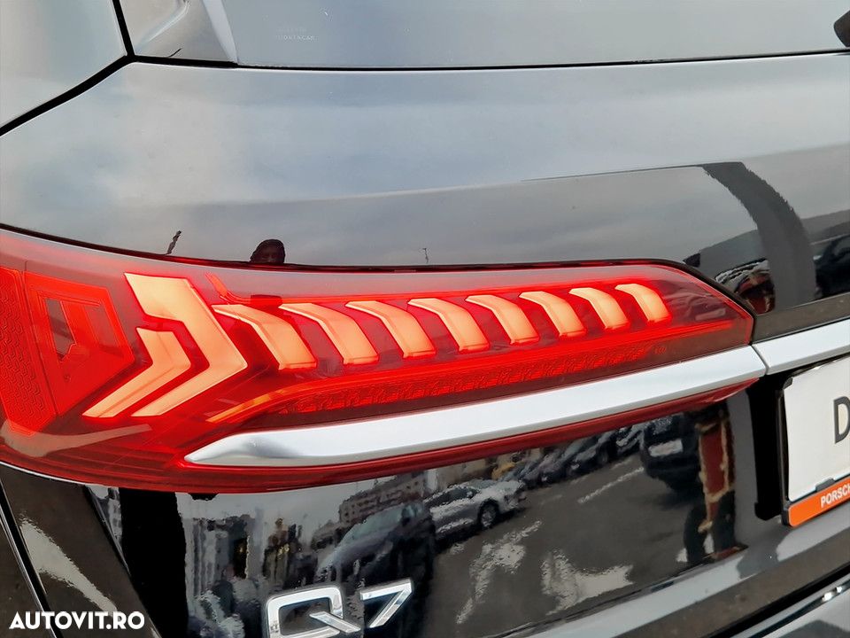 Audi Q7 55 TFSI e quattro tiptronic - 10