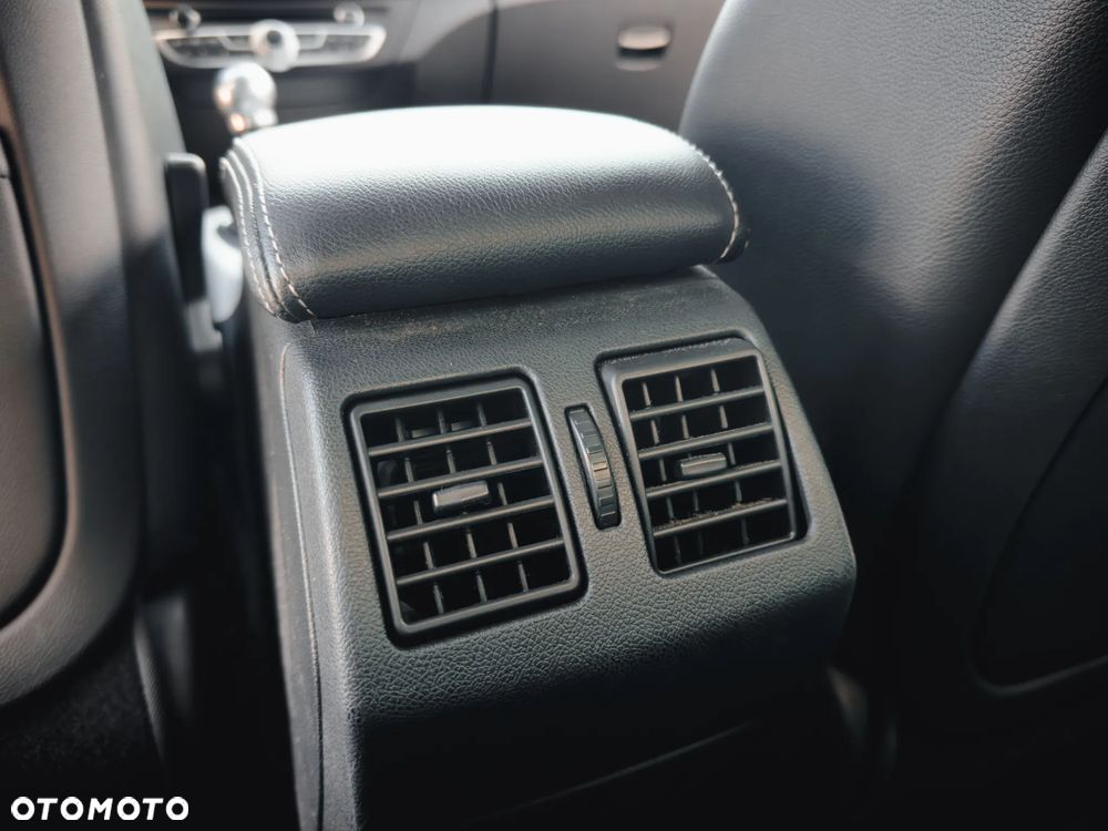 Renault Laguna 2.0 dCi Monaco GP - 27