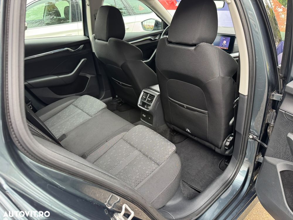 SKODA Octavia 2020 — imagine 32