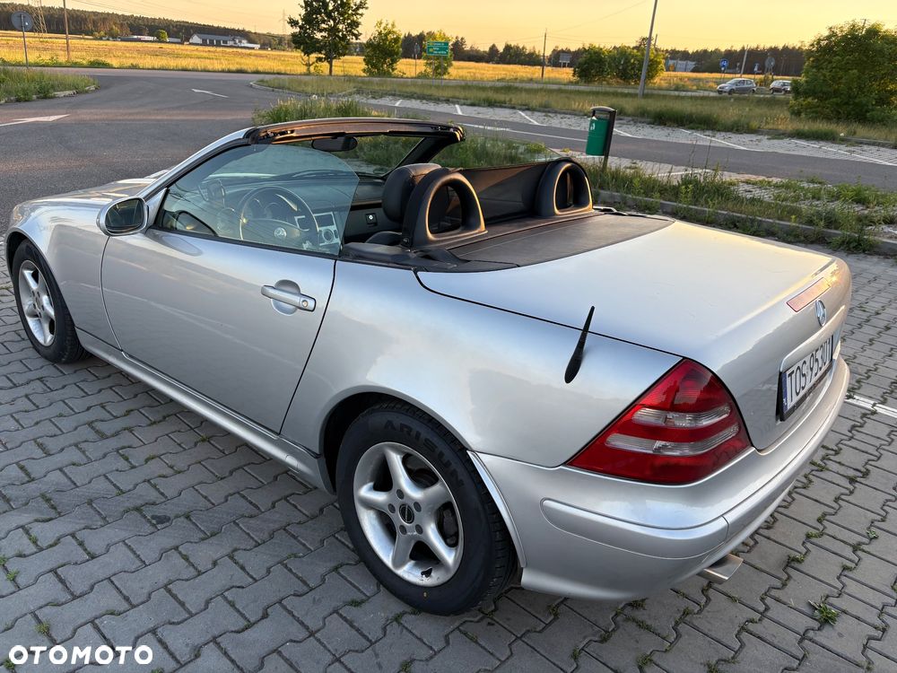 Mercedes-Benz SLK 200 Kompressor - 4