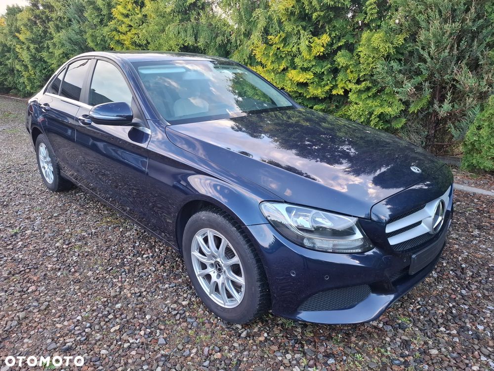 Mercedes-Benz Klasa C 180 d Exclusive - 6