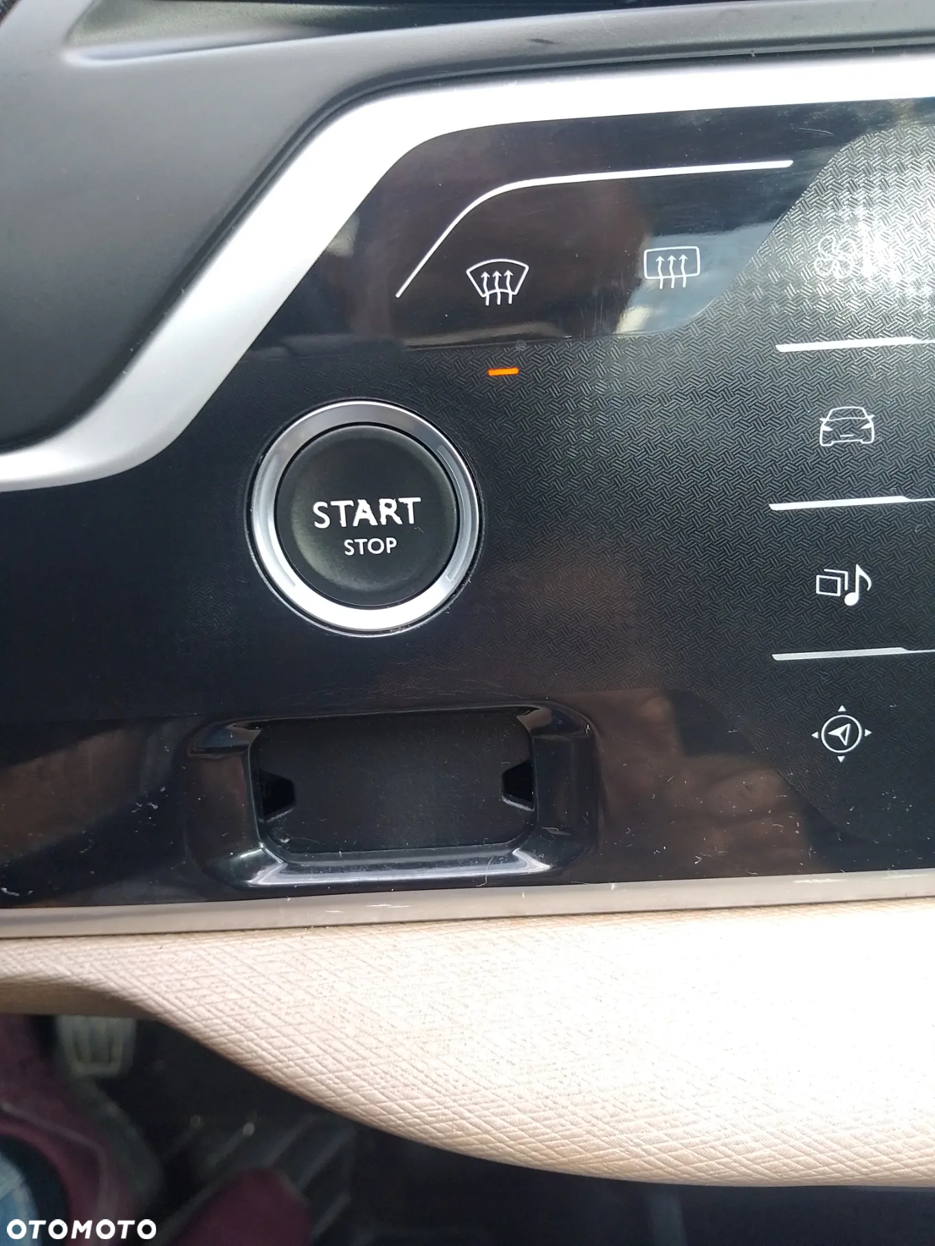Citroën C4 Picasso e-HDi 115 Exclusive - 35