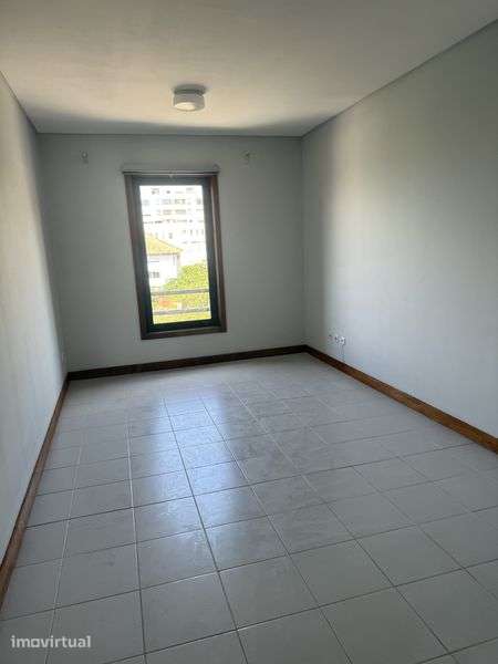 Apartamento renovado - Grande imagem: 3/4