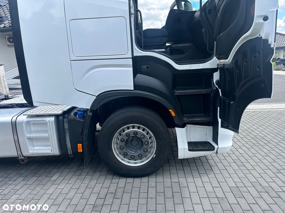 Iveco S-WAY 510 RETARDER - 19