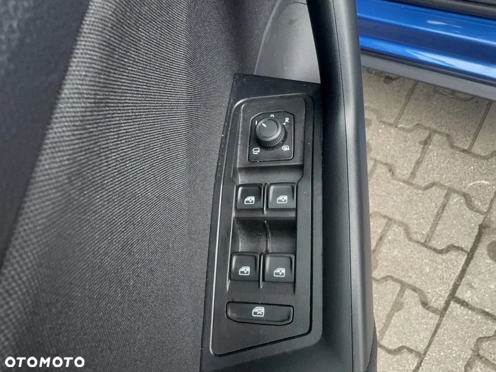 Volkswagen T-Roc 1.5 TSI Life DSG - 17