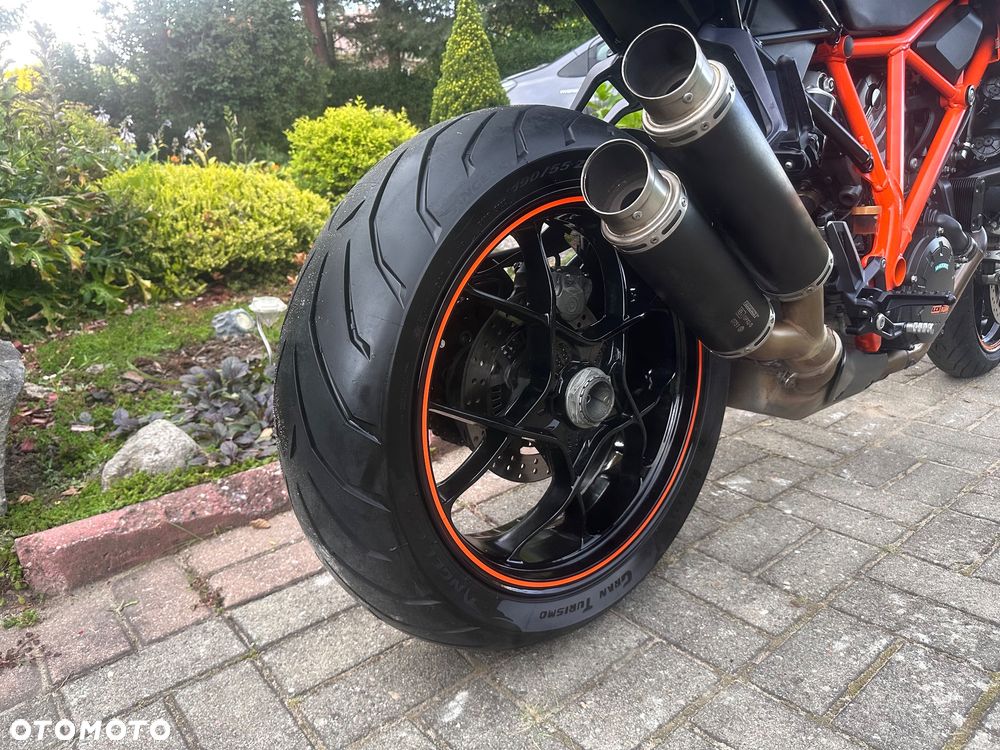 KTM Super Duke - 19