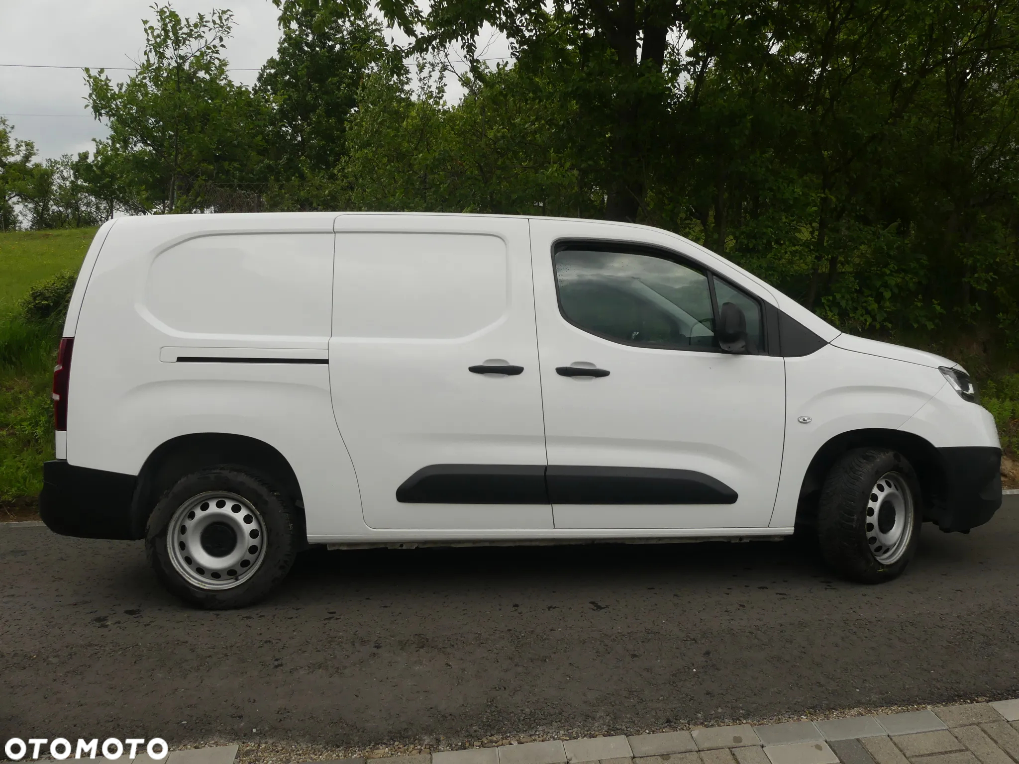 Toyota Proace City 1.5 D-4D Long 2,3t Active (bryg.) - 12