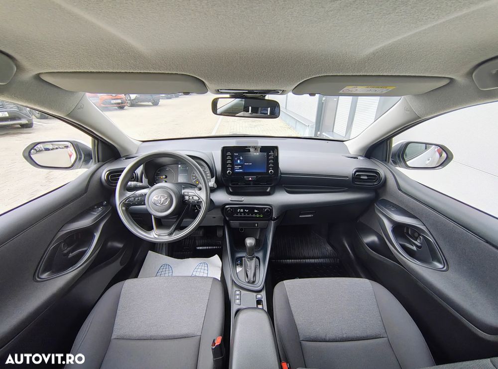 Toyota Yaris 1.5 VVT-i HSD Eco - 8