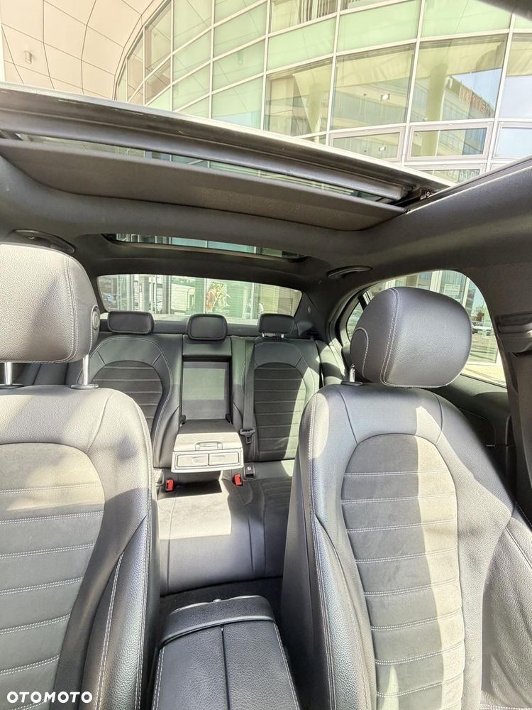 Mercedes-Benz Klasa C 300 d 4MATIC 9G-TRONIC - 11