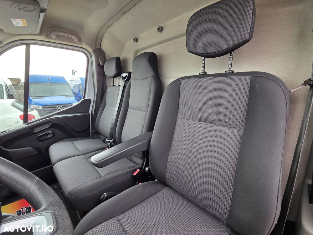 Renault New Master L2H2 - 19